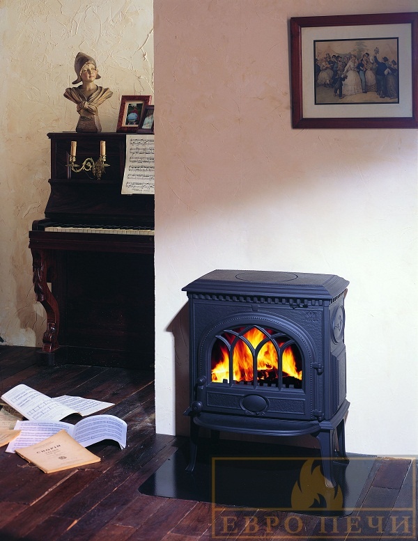 Печь-камин JOTUL F 3 TD BP